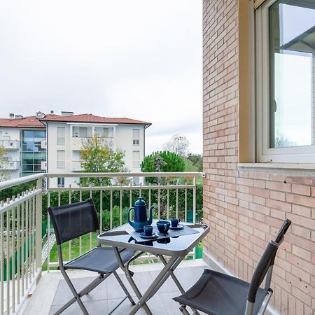 Апартаменты Seaside Flat With Swimming Pool And Private Parking Каламброне Экстерьер фото